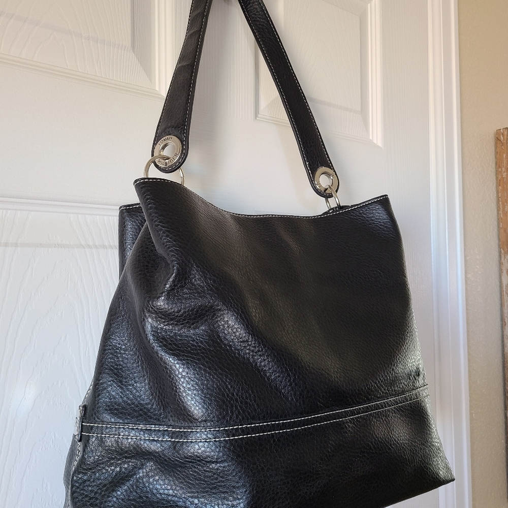 Tommy Hilfiger Shoulder Bucket Bag